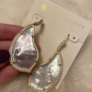 Kendra Scott Tinley Gold Plated Brass Ivory Pearl